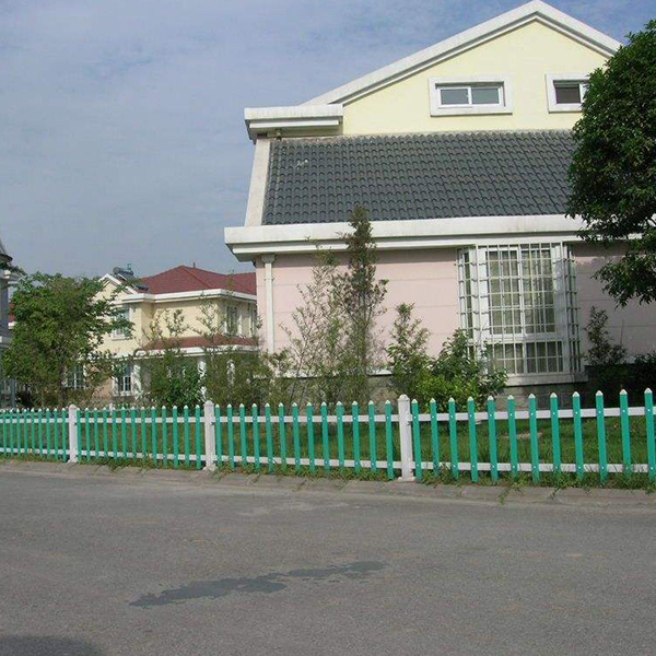伊春PVC花壇護(hù)欄
